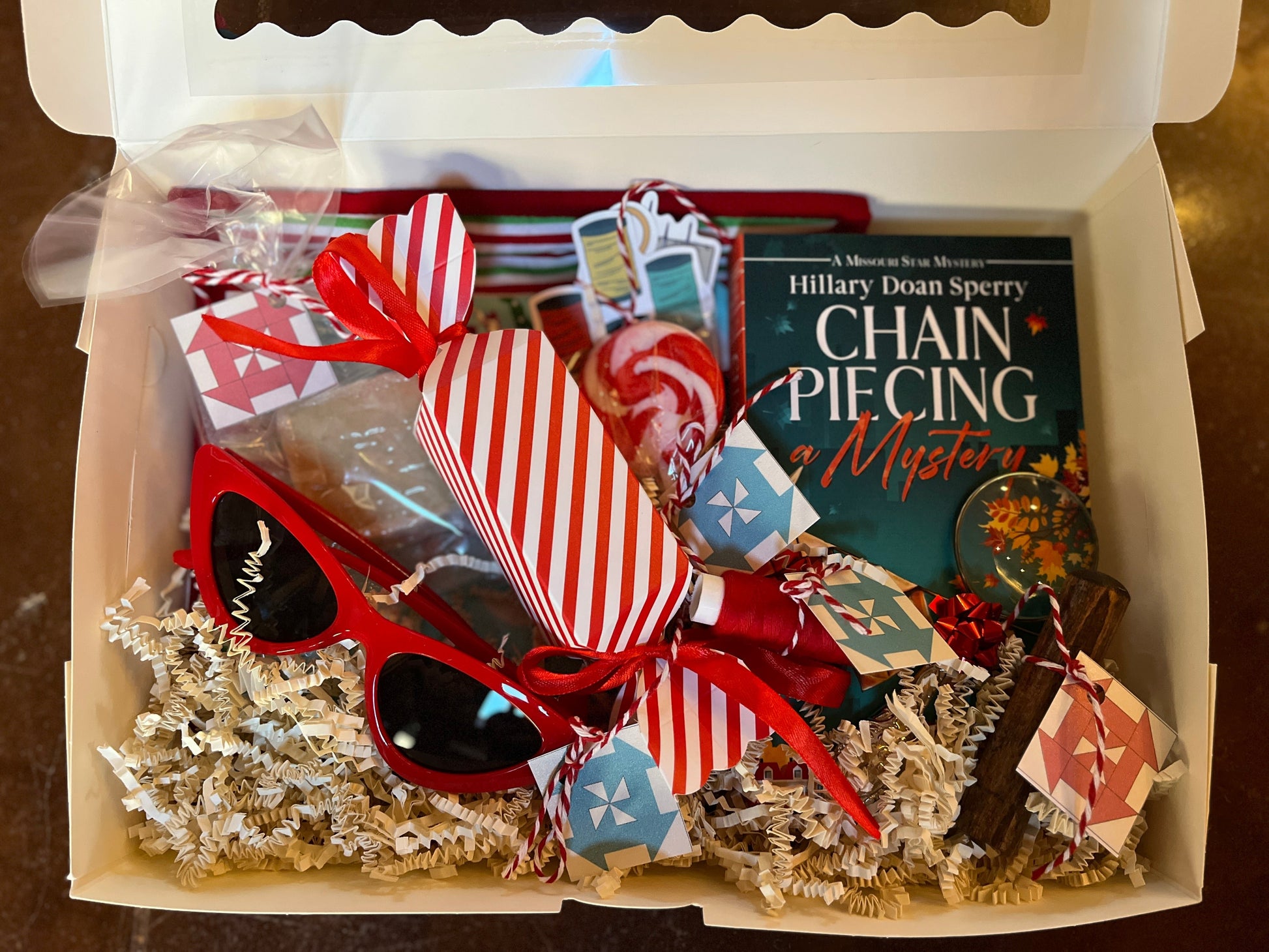 Everything you'll receive in the MSM Bookbox